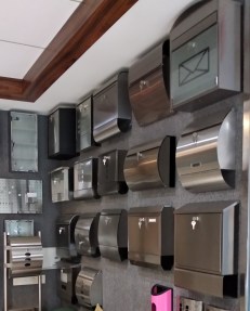 Showroom - Mail box